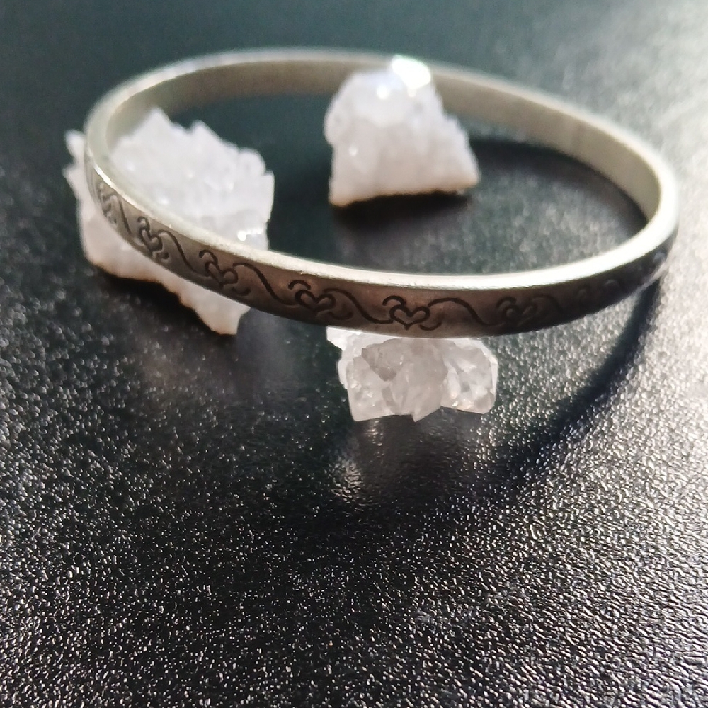 Elegant Silver Bangle Bracelet